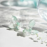 mint green⋆粒々ビーズとリーフのピアス・イヤリング