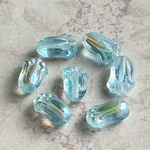 【12x8㍉ 10個】チューリップ＊aurora light blue＊チェコビーズ＊ブルー＊水色＊アクア＊花＊フラワー＊蕾