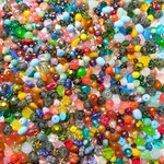 チェコビーズ　小粒アソート　３０ｇ　海外の倉庫から　デッドストック