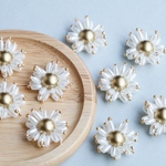 【アクセサリー加工可】ビーズ刺繍　カボション　刺繍　パール　ゴールド