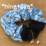 【シュシュ】雲柄　和柄　チャーム付き　キツネ