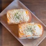 【１セット限定】ずっしりポテマヨのチェダーチーズトーストとバラエティーキューブパンの１０個セット