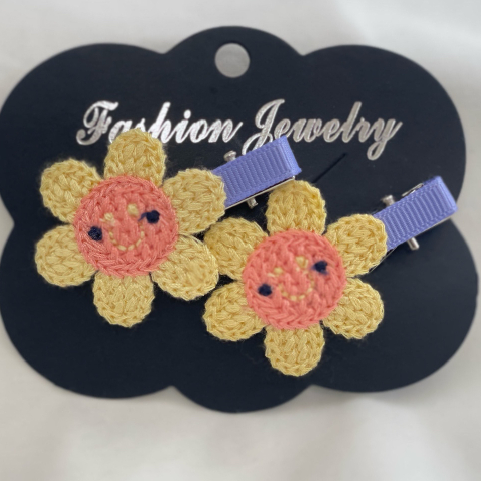 ヘアクリップ お花2個セット Minne 日本最大級のハンドメイド 手作り通販サイト