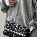 ★チェーン付き立体仕上げクラッチショルダーバッグ結婚式二次会3wayシルバー