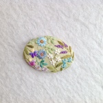 【再販】リネンと刺繍の野の花のヘアゴム or ブローチ