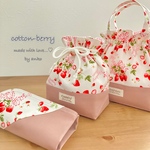 🍓~お弁当袋・ランチョンマット・コップ袋~【3点セット】ドットリボンと苺柄×くすみピンク🌷入園入学準備