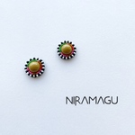 ビーズ刺繍ピアス