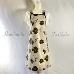 ナチュラルカラー 花柄のエプロン・はしご型