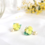 ミモザとビジューのピアス/イヤリング