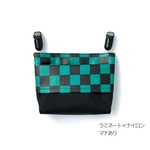 【ふたなし移動ポケット】和柄　緑と黒の市松模様　ツヤ消しラミネート加工　クリップ付　小学生サイズ
