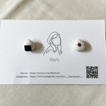 小さなおにぎりのピアス/イヤリング　ミニチュアフード