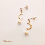 月とパールのピアス