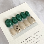 white dalmatian＆green pukupuku
