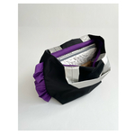 小さめトートバッグ　黒 × シルバー　差し色 グレープ