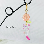 角度でキラリ⋆꙳桜ホログラム猫ちゃんのマスクチャーム　送料無料
