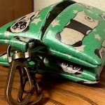 普通ｻｲｽﾞ フック式  ポケットティッシュカバー おすましパグ［ミントグリーン］ラミネート ポケットティッシュケース
