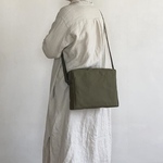 ショルダースクエア B5サイズ オリーブ / 9号帆布
