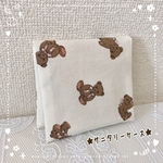 ★ハンカチ風サニタリーポーチ★ ナプキン入れ　サニタリーケース　🐻くまさん柄♪