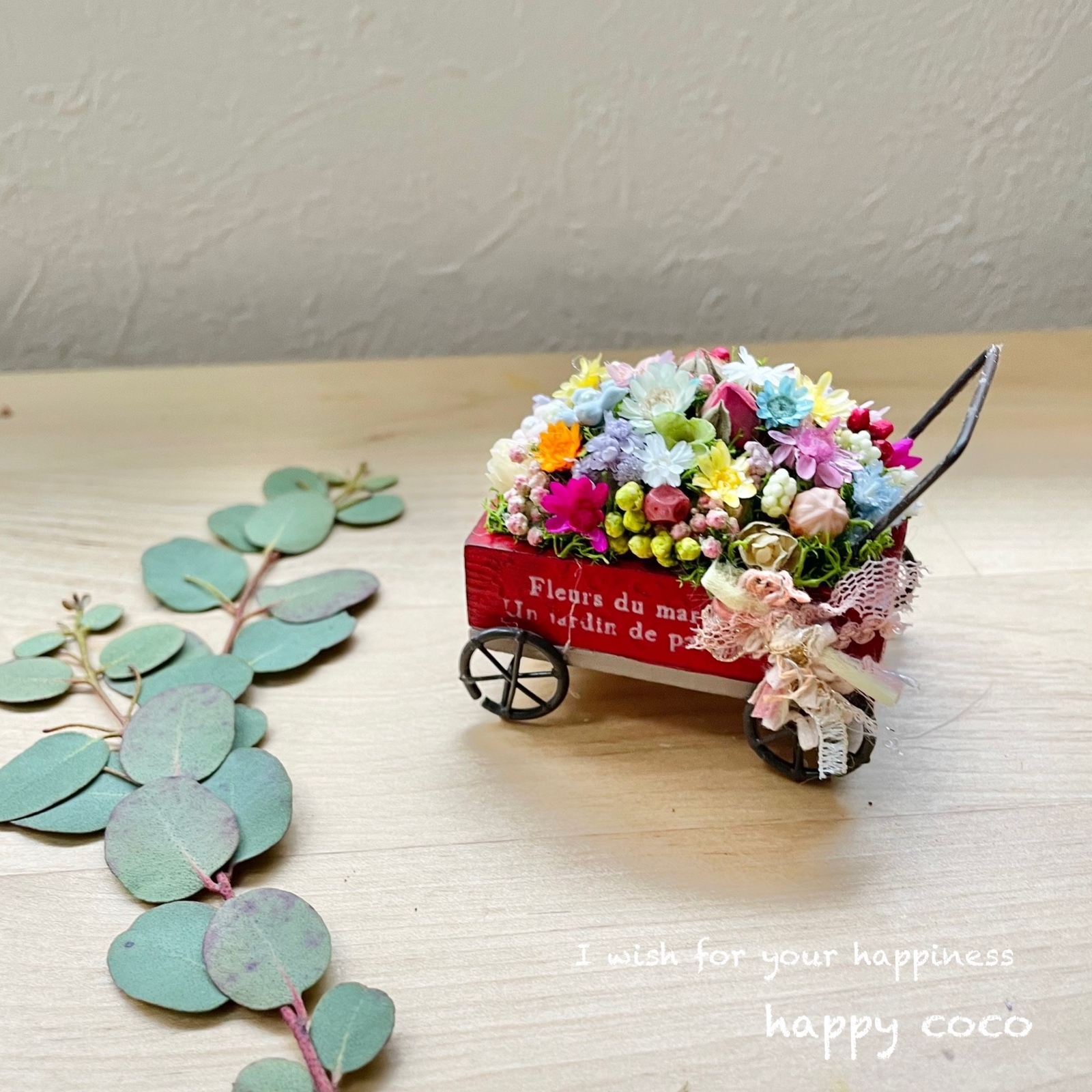 オーダー受付中！クラフトフラワーミニリース　ガーベラ オーダー受付中！クラフトフラワーミニリースガーベラ