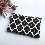 フランス生地の黒い花柄ジャガード☆フラットポーチ　ブラック