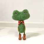 モヘア仕立ての不思議生物 緑ちゃん♪