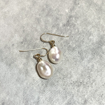 高品質 バロックパール揺れるピアス or イヤリング