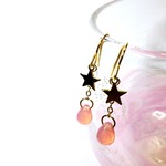 星のドロップピアス - ピンク -