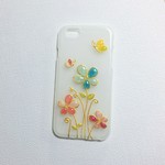 mugikoharu様専用ページ　手描き　可愛い花と2羽の蝶　乳白色のスマホカバー（TPUソフトスマホケース）XPERIA Z3 SOL26用　