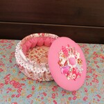 《S様ご依頼品》ふた付きパフの小物入れ