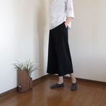 再販・やわらかニットのクロップド丈ワイドパンツ・黒