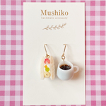 フルーツサンドとコーヒーのピアス　イヤリング