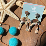 ［イヤリング］レザーのようなイヤリング