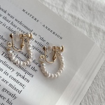 pearl mini hoop earring