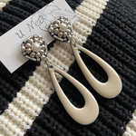 perl×beige bicolor ピアス・イヤリング