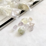 【訳あり商品】半額セール＊8pcs 2set 560円 [キャンディーカラー] 中心穴・天然クォーツb155