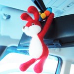 ウサギおじさん＊「さぁ。出発だ！」＊カーアクセサリー＊羊毛フェルト
