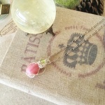 春色ピンクオパールのワイヤーペンダント