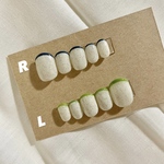 ネイビー&グリーン　フレンチネイル