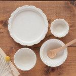 子供の食器４点セット　白マット