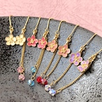 小さなお花とスワロのピアス