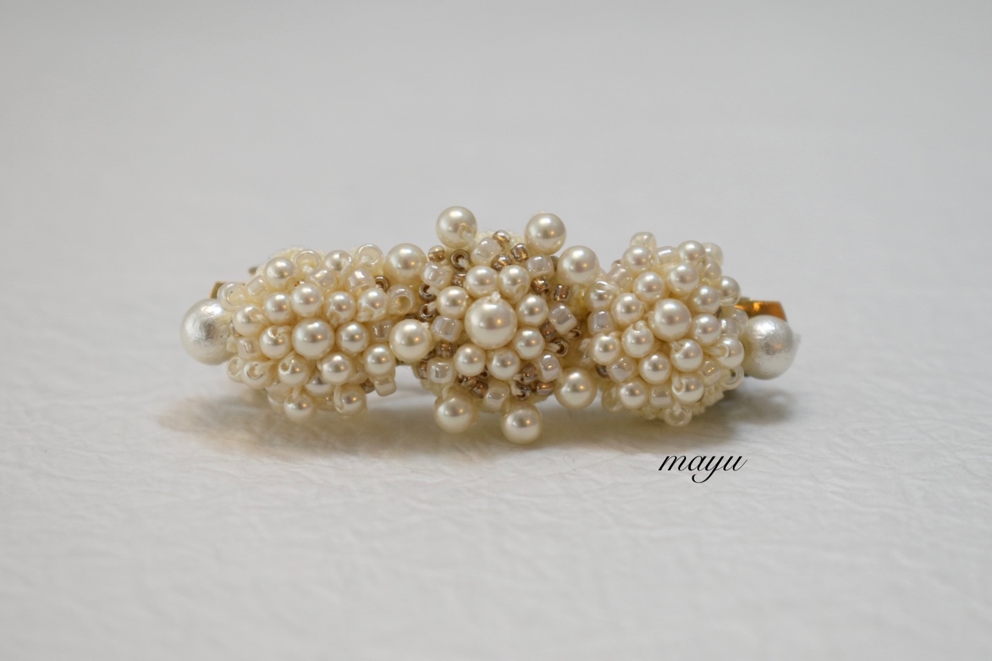 完売品✳︎TOGA PULLA タッセルピアス　ベージュ TOGA PULLA（トーガ プルラ）の「TOGA PULLA Fringe ear cuff