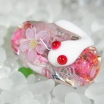 桜に白蛇　長玉　薄桃薄金赤マーブル金箔散らし