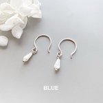 【SILVA】『ホワイトシェル・ピアス』ピアス・ プレゼント・母の日 《マザーオブパール》
