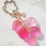 レジンドロップのキーホルダー♪桜