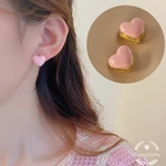 両面ハート　立体　桜色　ピンク　シンプル　フープピアス