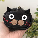 本革　レザー　猫　ミニポーチ　かわいい　黒猫
