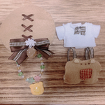 【新作くまさんサロペット】【カフェラテ色×ステンドグラスクッキー　苺チャーム】10センチサイズ　ぬいぐるみ用お洋服　ぬい服　ぬいぐるみ服　