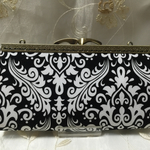 ぱちんと財布（White on blackダマスク）再販分