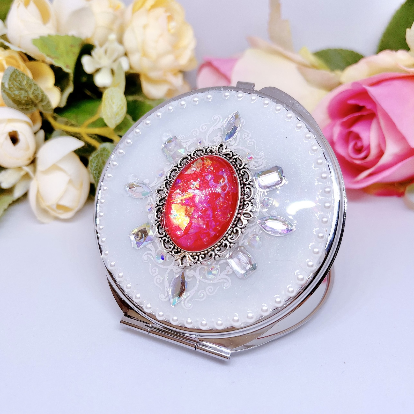 送料無料】(再販)ミニ薔薇のドライフラワー✩.* レジンアクセサリー