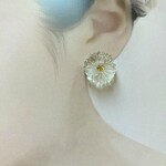 フラワーピアス【ガーベラ】